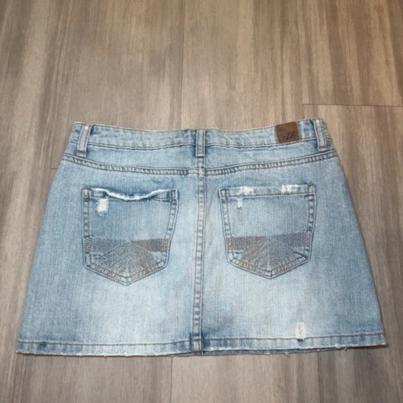 American Eagle Outfitters Vintage Light Blue Distressed Mini Skirt - Picture 2 of 3